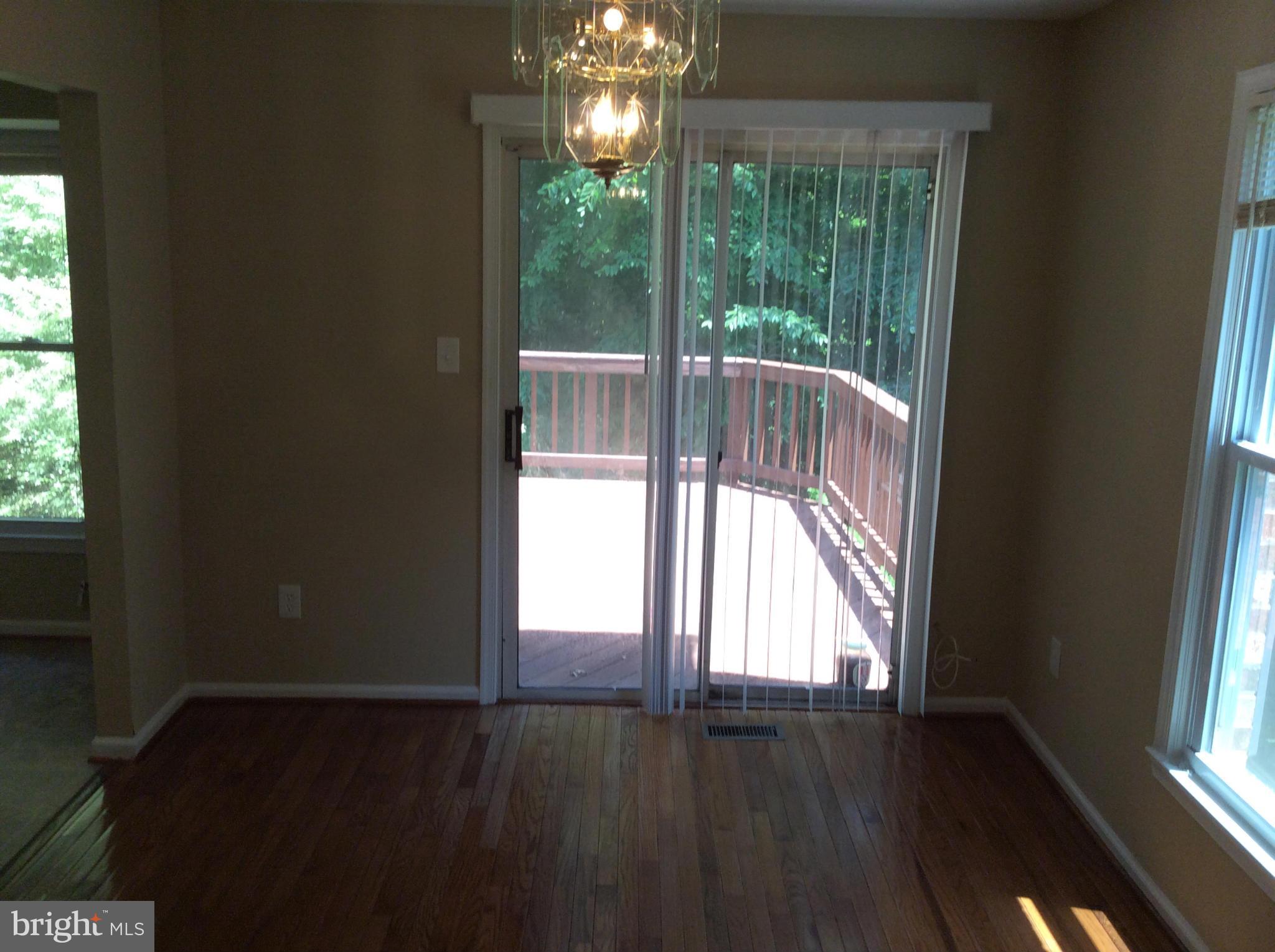 6239 Rathlin Drive Springfield, VA 22152 - Photo 8 of 21 Dining Room