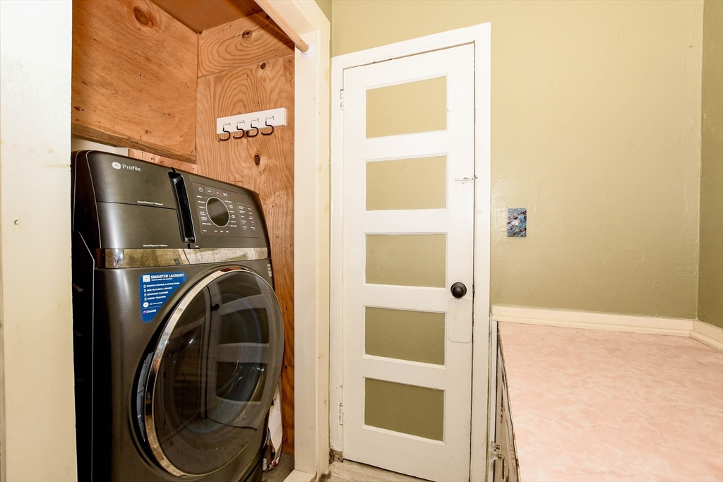 6 Gilbert Way Wareham, MA 02571 - Photo 35 of 41 a utility room with dryer and washer
