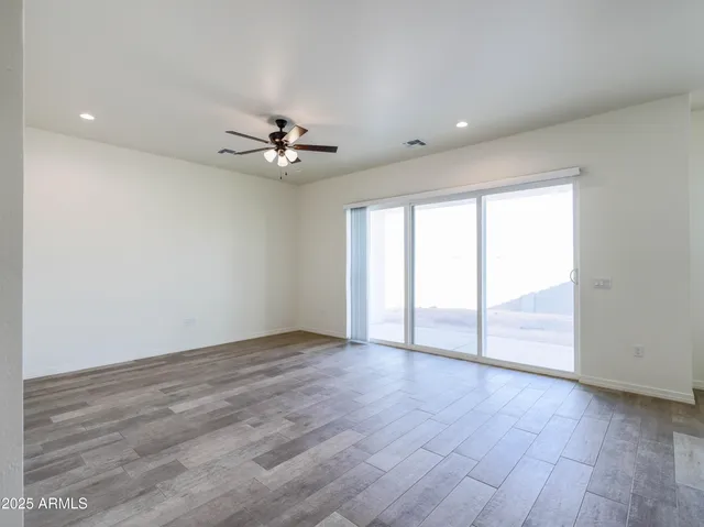 $319,900 | 11000 Cove Drive, Arizona City, AZ 85123