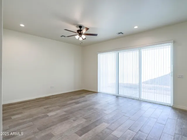 $319,900 | 11000 Cove Drive, Arizona City, AZ 85123