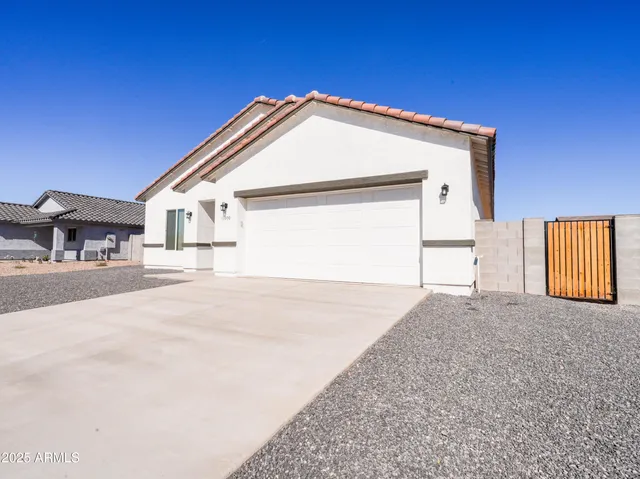 $319,900 | 11000 Cove Drive, Arizona City, AZ 85123