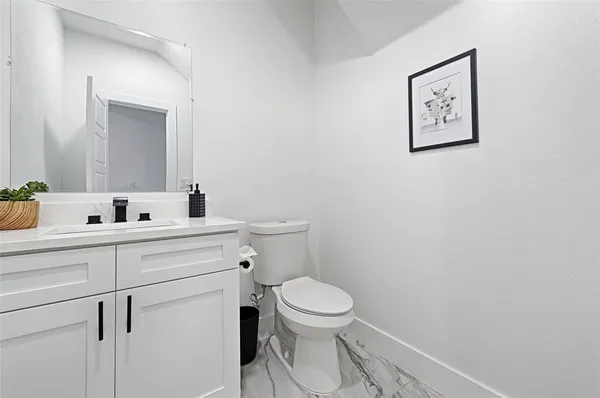 $6,500 | 3319 Wake Street, Dallas, TX 75212