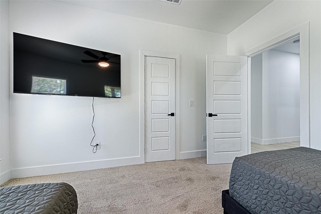 3319 Wake Street Dallas, TX 75212 - Photo 29 of 38