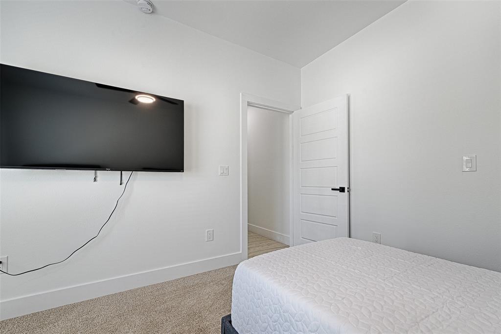 3319 Wake Street Dallas, TX 75212 - Photo 33 of 38