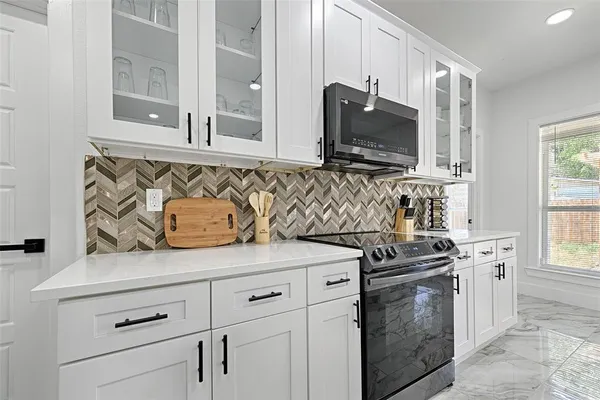 $6,500 | 3319 Wake Street, Dallas, TX 75212