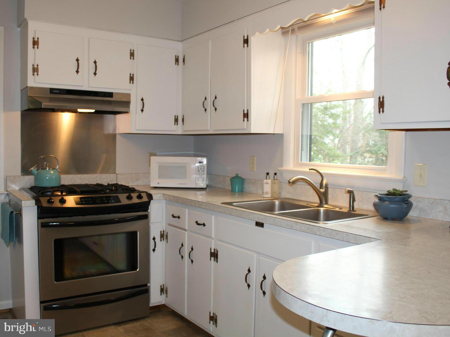 3605 Williams Wharf Road Port Republic, MD 20676 - Photo 9 of 30 Kitchen