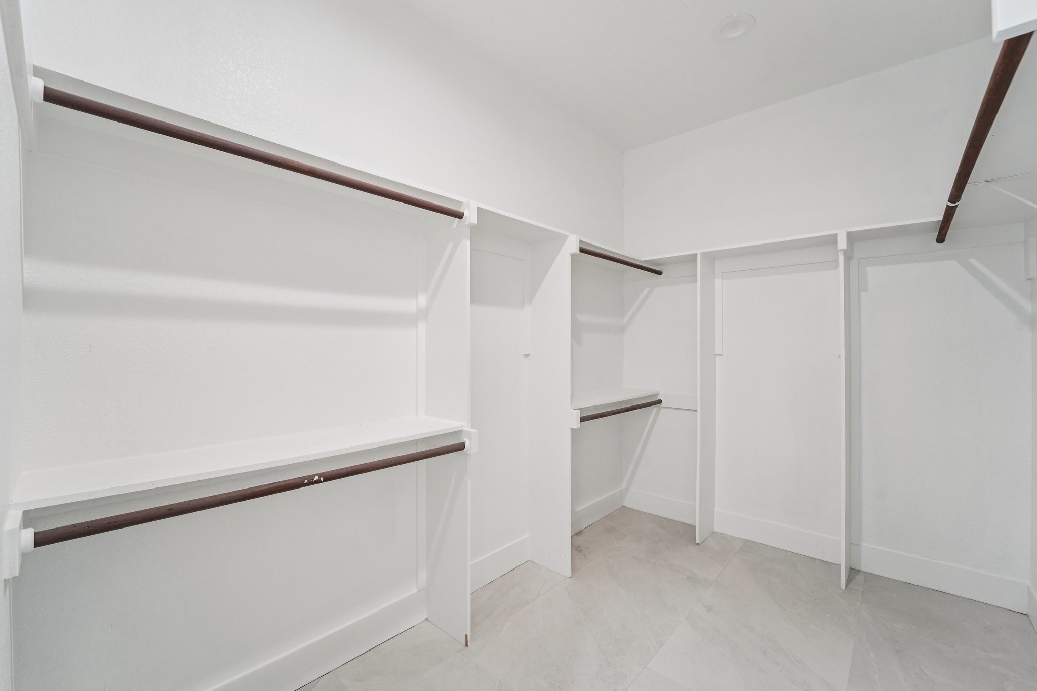 708 South Carroll Street La Porte, TX 77571 - Photo 18 of 29 a view of closet area