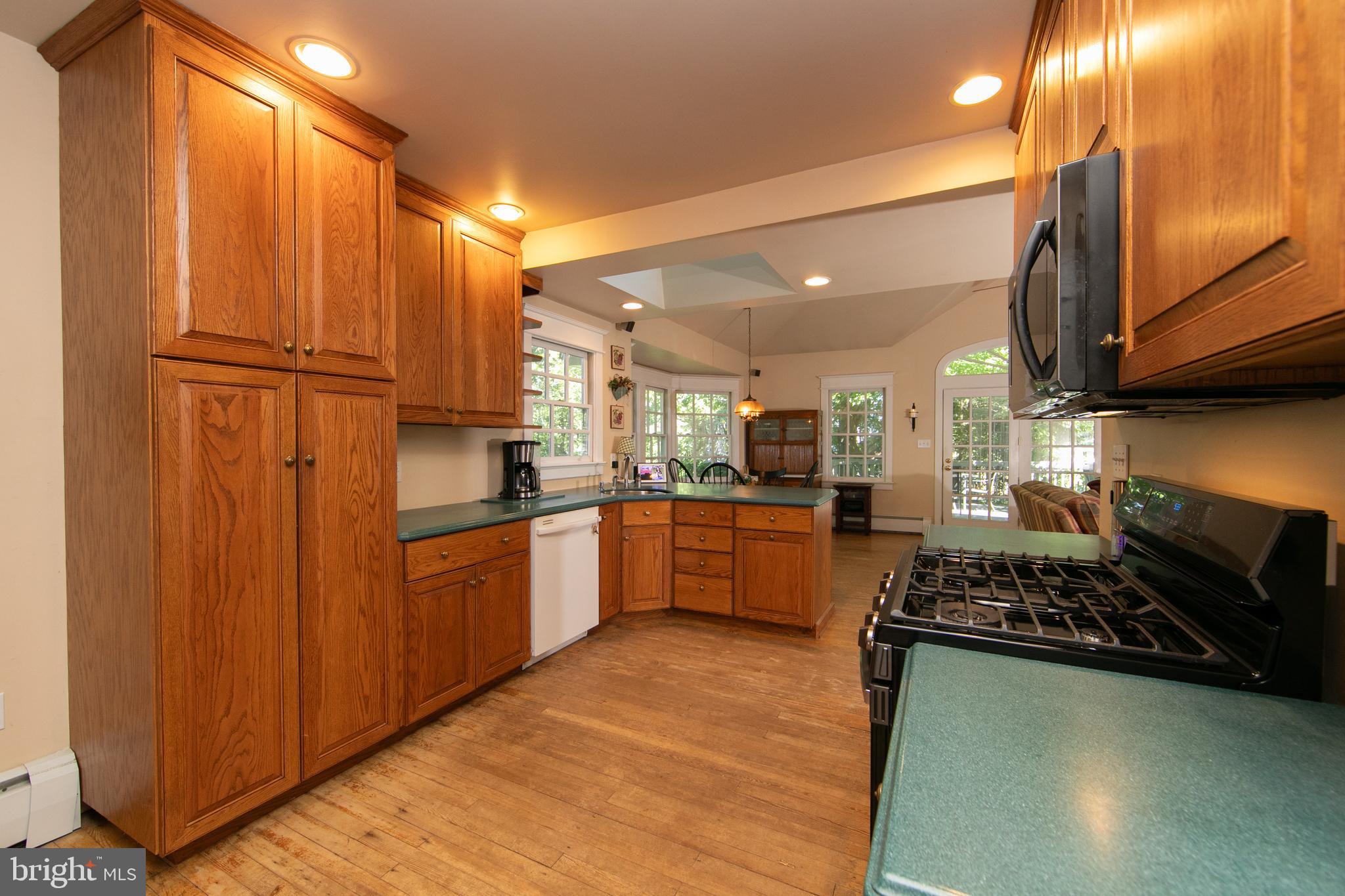 237 Rhoads Avenue Haddonfield, NJ 08033 - Photo 20 of 47 Kitchen with 42" cabinets