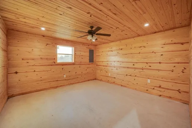 en empty room with windows