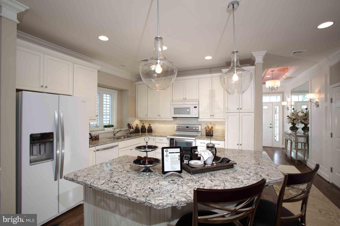1004 Freedom Street, Unit 178 Lititz, PA 17543 - Photo 7 of 12 Gallery Image 7
