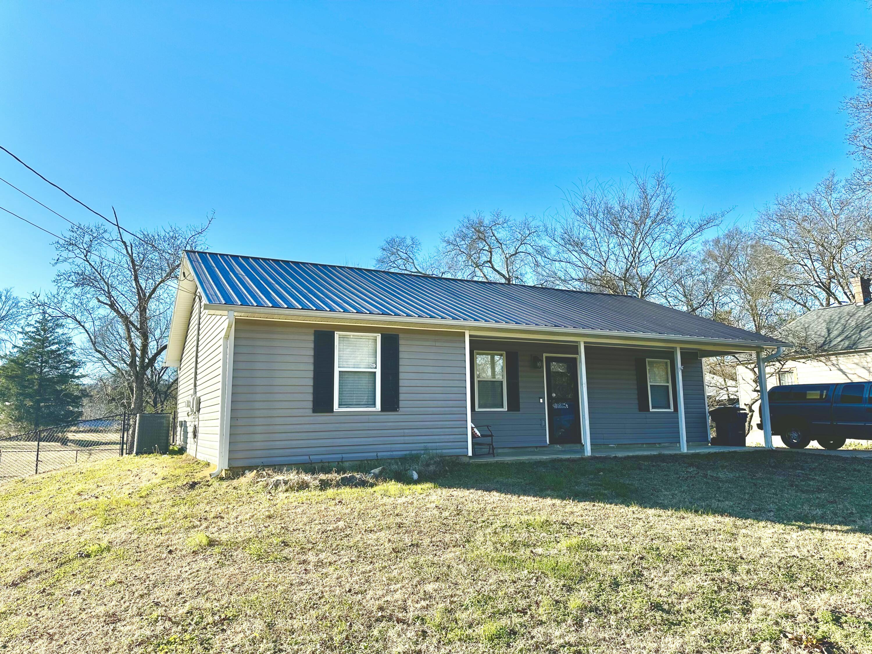 1501 Lee Street Chickamauga, GA 30707 - Photo 3 of 45 IMG_0624