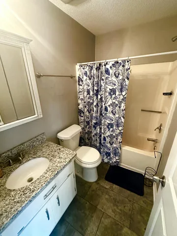 $219,900 | 1501 Lee Street, Chickamauga, GA 30707