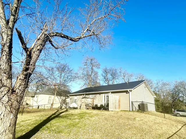 $219,900 | 1501 Lee Street, Chickamauga, GA 30707