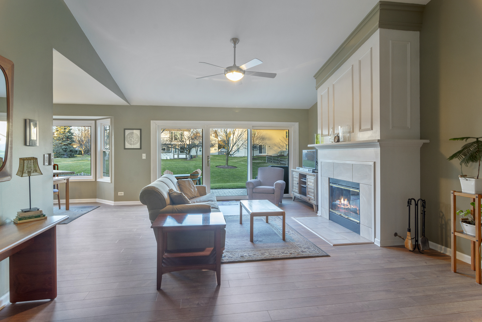 432 Pheasant Ridge Road Lake Zurich, IL 60047 - Photo 3 of 37 Gallery Image 3