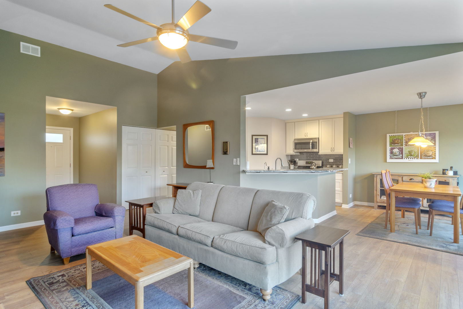 432 Pheasant Ridge Road Lake Zurich, IL 60047 - Photo 6 of 37 Gallery Image 6