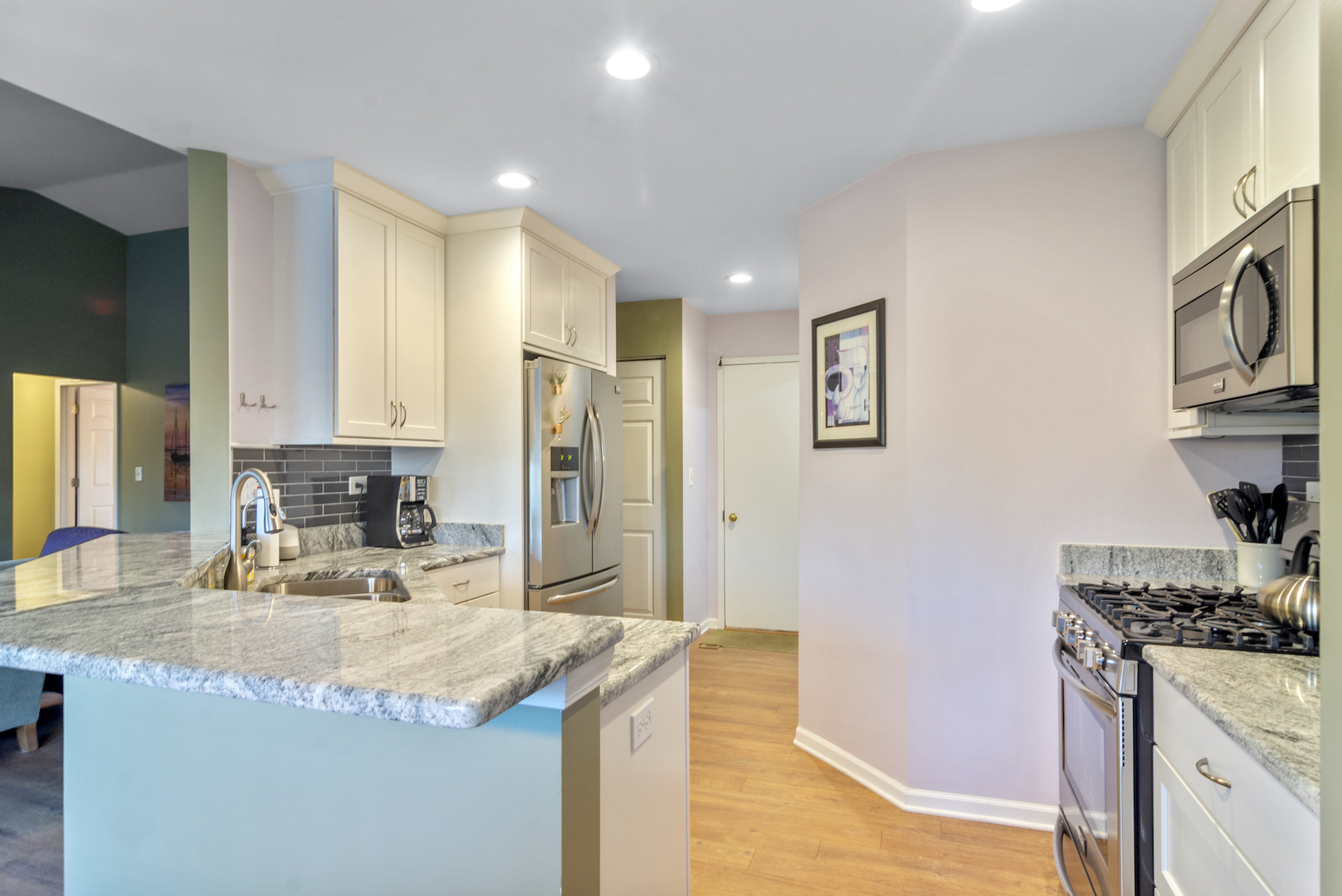 432 Pheasant Ridge Road Lake Zurich, IL 60047 - Photo 9 of 37 Gallery Image 9