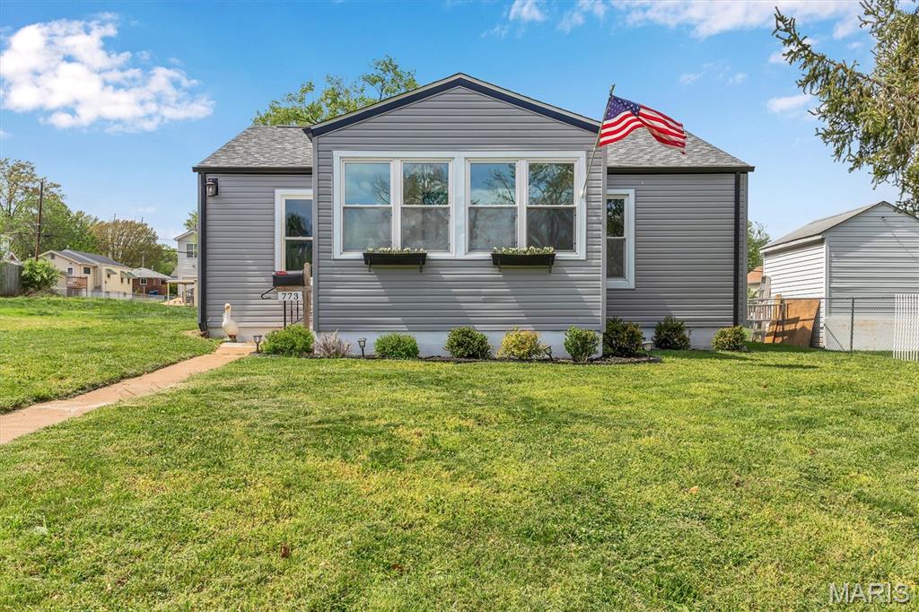 773 Reed Avenue St. Louis, MO 63125 - Photo 2 of 36