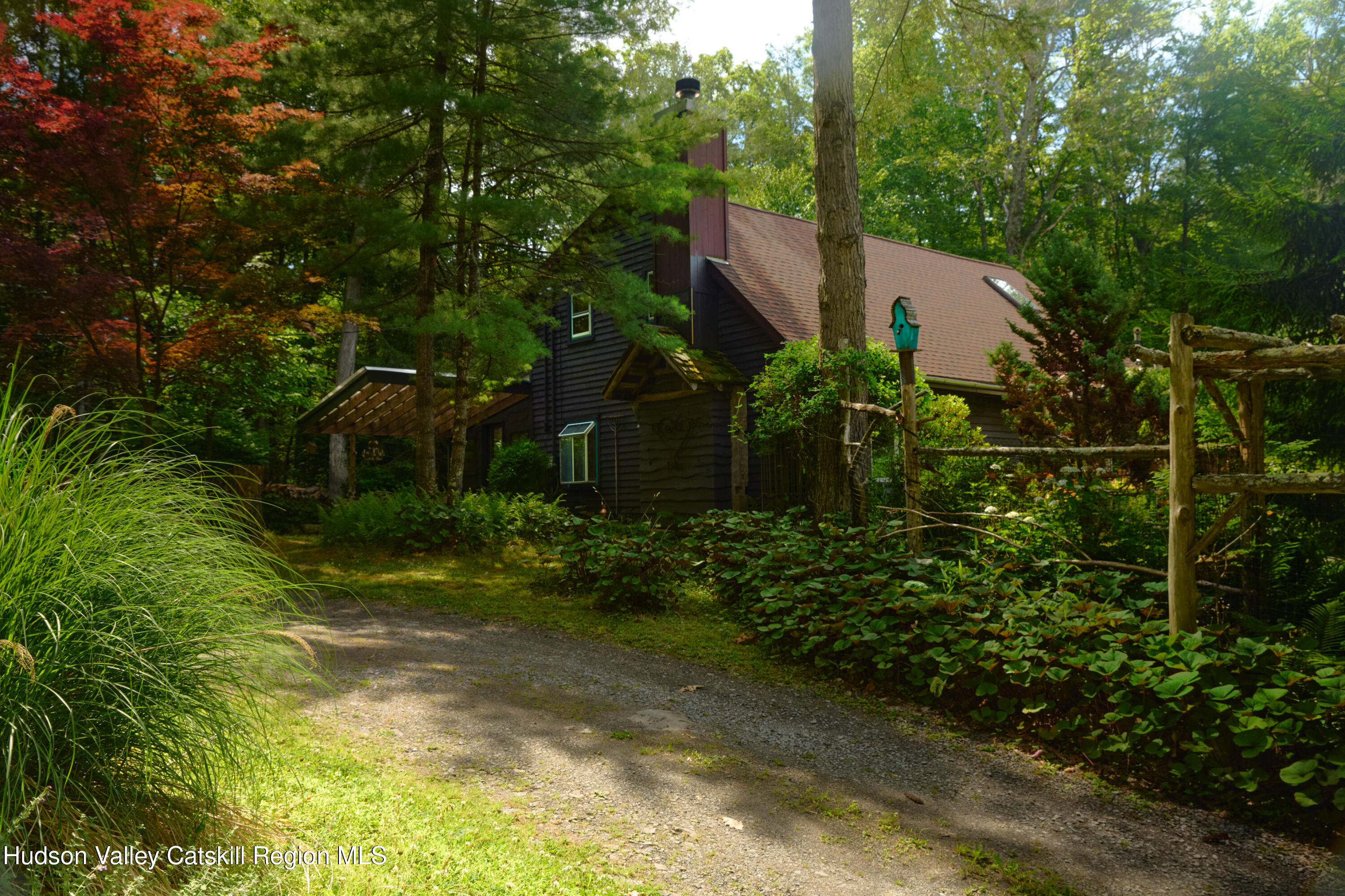 323 Beaverkill Road Kingston, NY 12401 - Photo 2 of 32 1.1