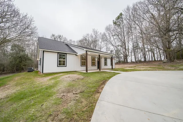 $329,900 | 1050 Mt Airy Road, Waverly Hall, GA 31831