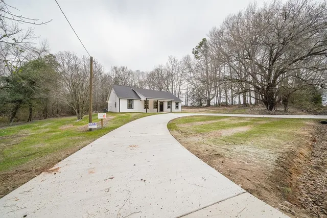 $329,900 | 1050 Mt Airy Road, Waverly Hall, GA 31831