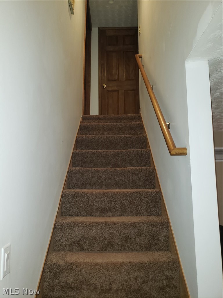 2216 Meldahl Road Washington, WV 26181 - Photo 10 of 31