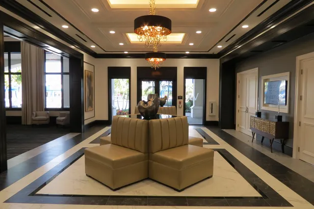 $1,200,000 | 9037 Golden Mountain Circle, Boynton Beach, FL 33473