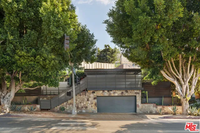 $5,900 | 846 Silver Lake Boulevard, Los Angeles, CA 90026