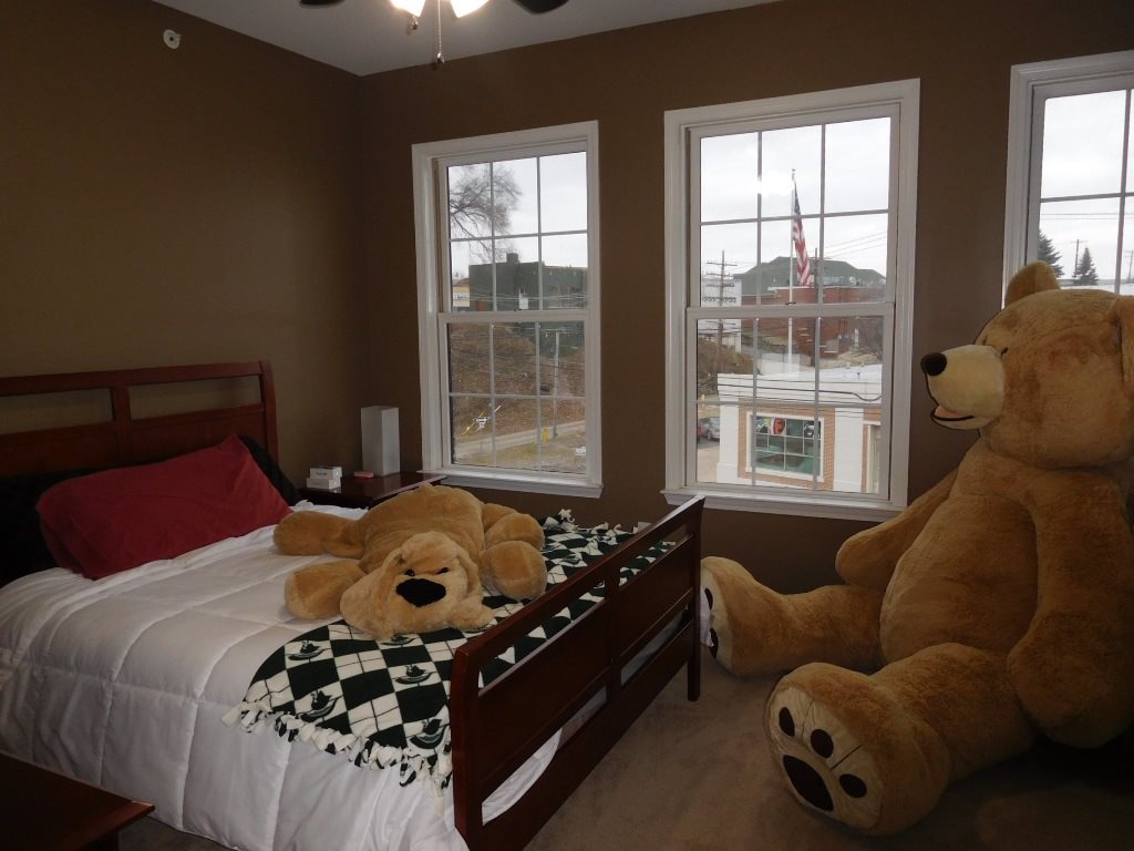 194 Mill Street Rochester, MI 48307 - Photo 39 of 48 31352313-38.JPG