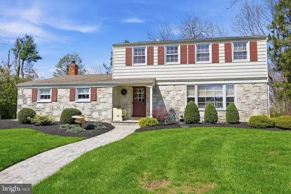 $725,000 | 3868 Blake Road, Huntingdon Valley, PA 19006