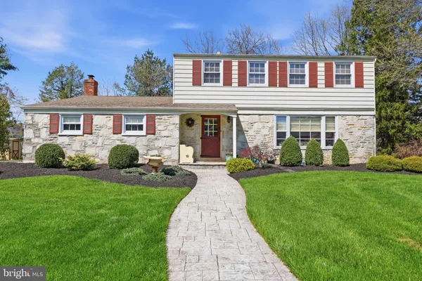 $725,000 | 3868 Blake Road, Huntingdon Valley, PA 19006