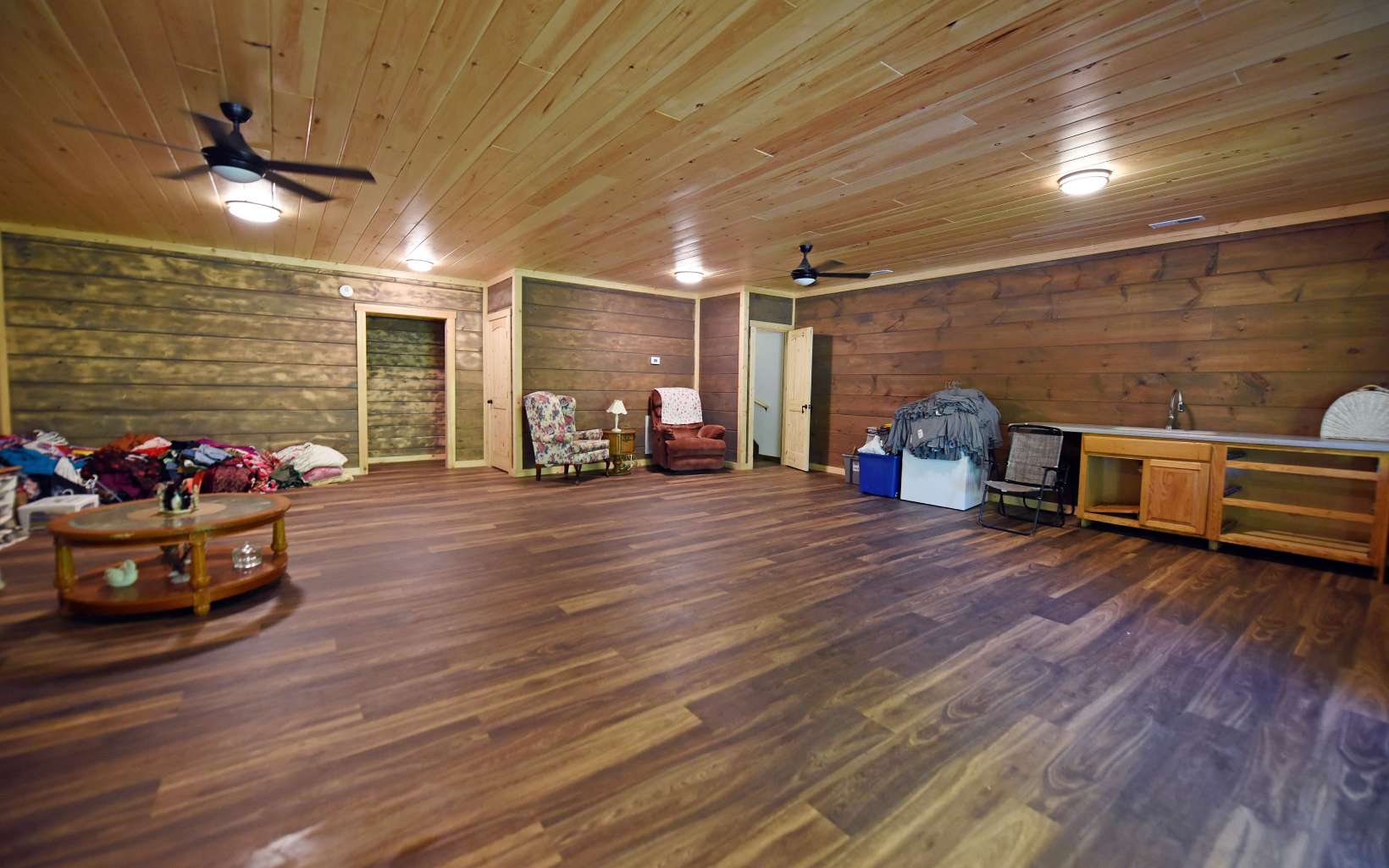 110 Goldfinch Lane Murphy, NC 28906 - Photo 21 of 36 a view of a livingroom with furniture