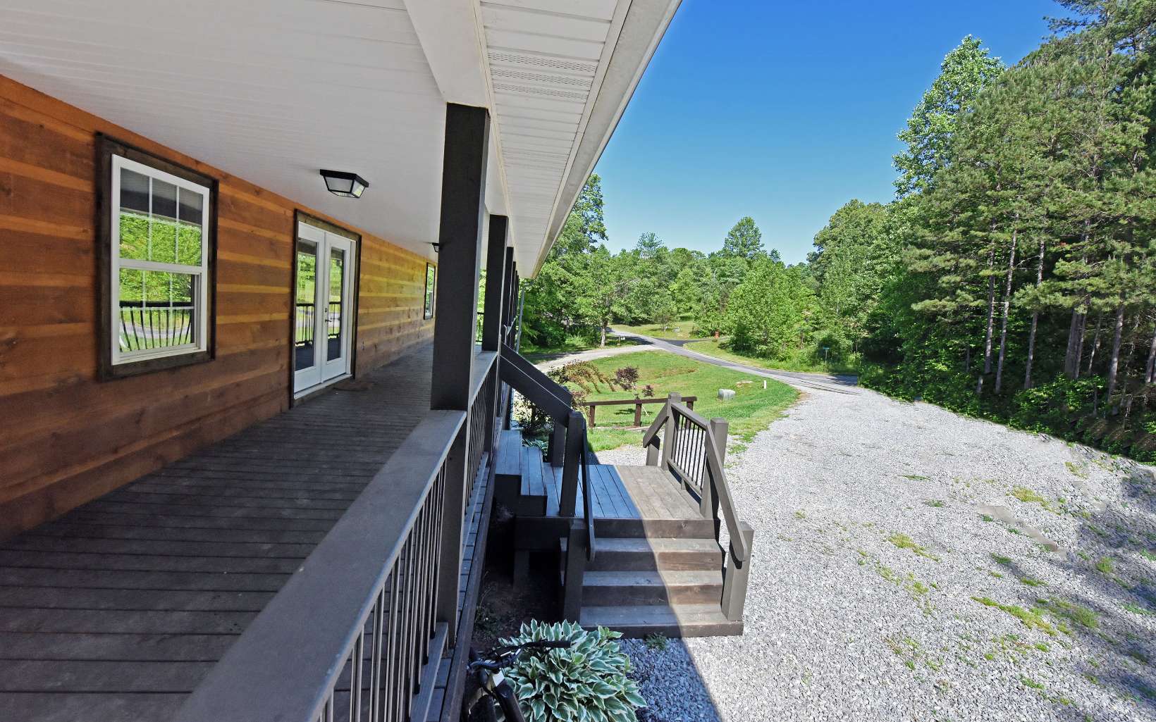 110 Goldfinch Lane Murphy, NC 28906 - Photo 27 of 36 a view of a balcony with chairs