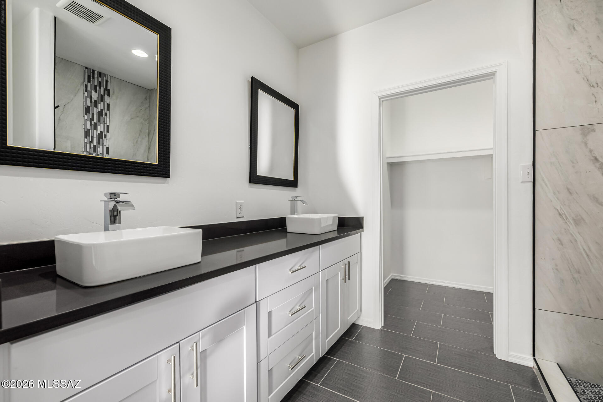 5738 East Hermans Road Tucson, AZ 85756 - Photo 19 of 50