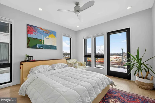 $7,800 | 911 South Oak Street, Arlington, VA 22204