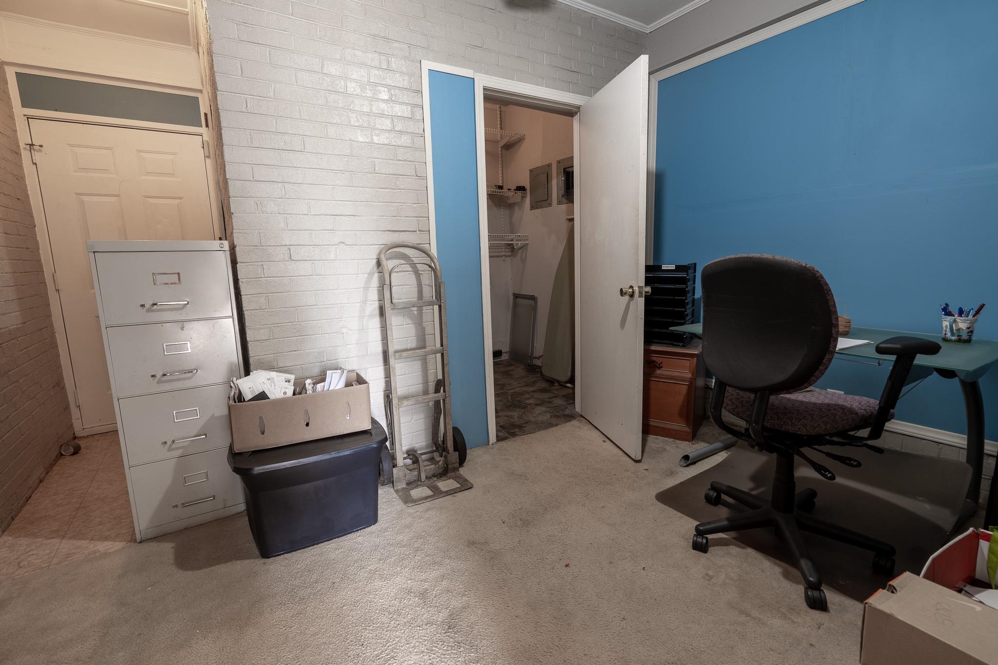 318 Skyline Road Greer, SC 29651 - Photo 8 of 19 Gallery Image 8