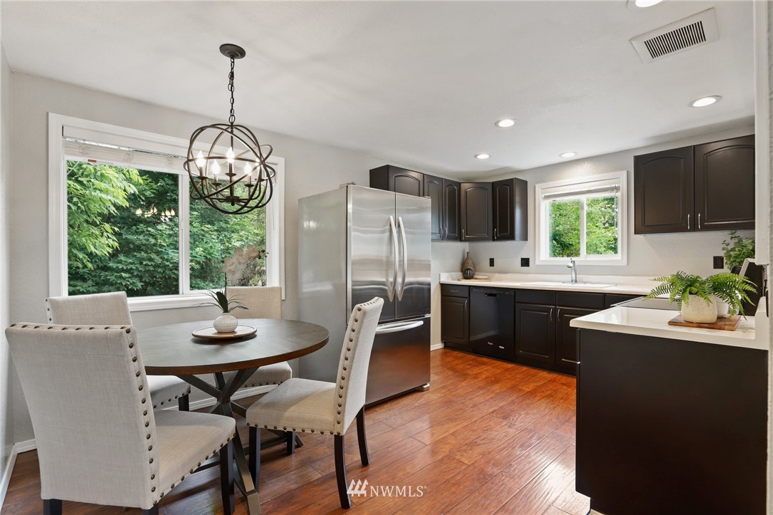 2222 182nd Street Southeast Bothell, WA 98012 - Photo 7 of 28