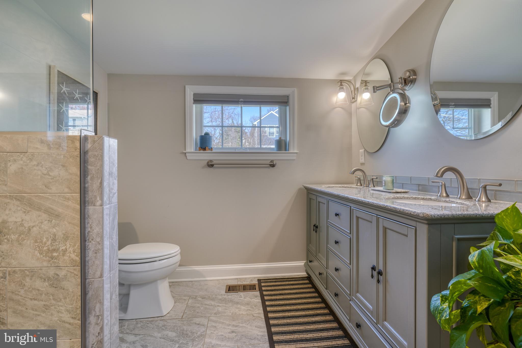 1100 Arran Road Baltimore, MD 21239 - Photo 46 of 97 Primary Bath
