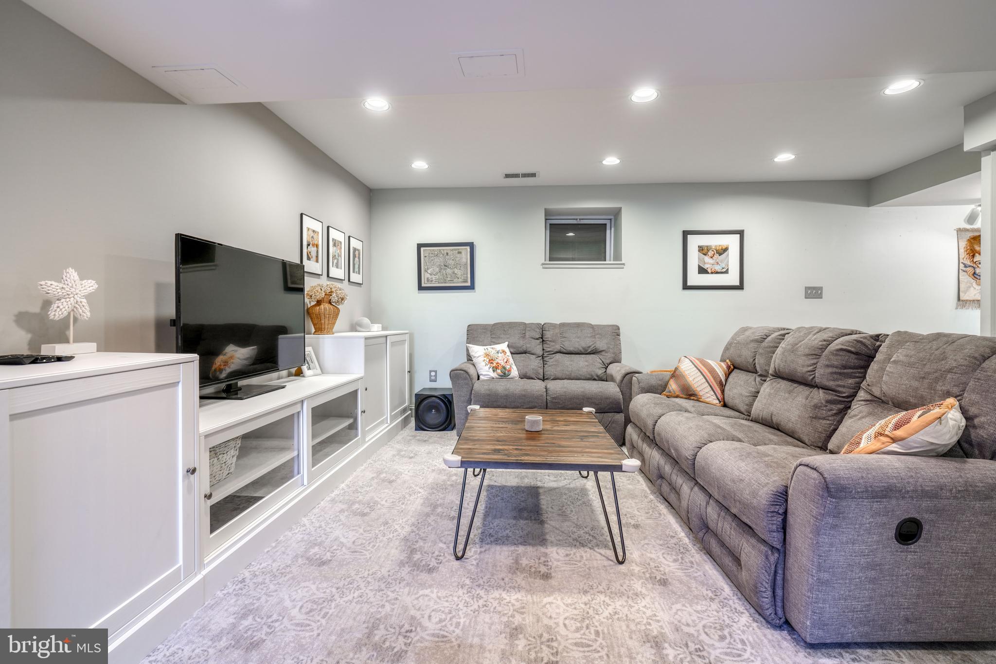 1100 Arran Road Baltimore, MD 21239 - Photo 68 of 97 Family Room