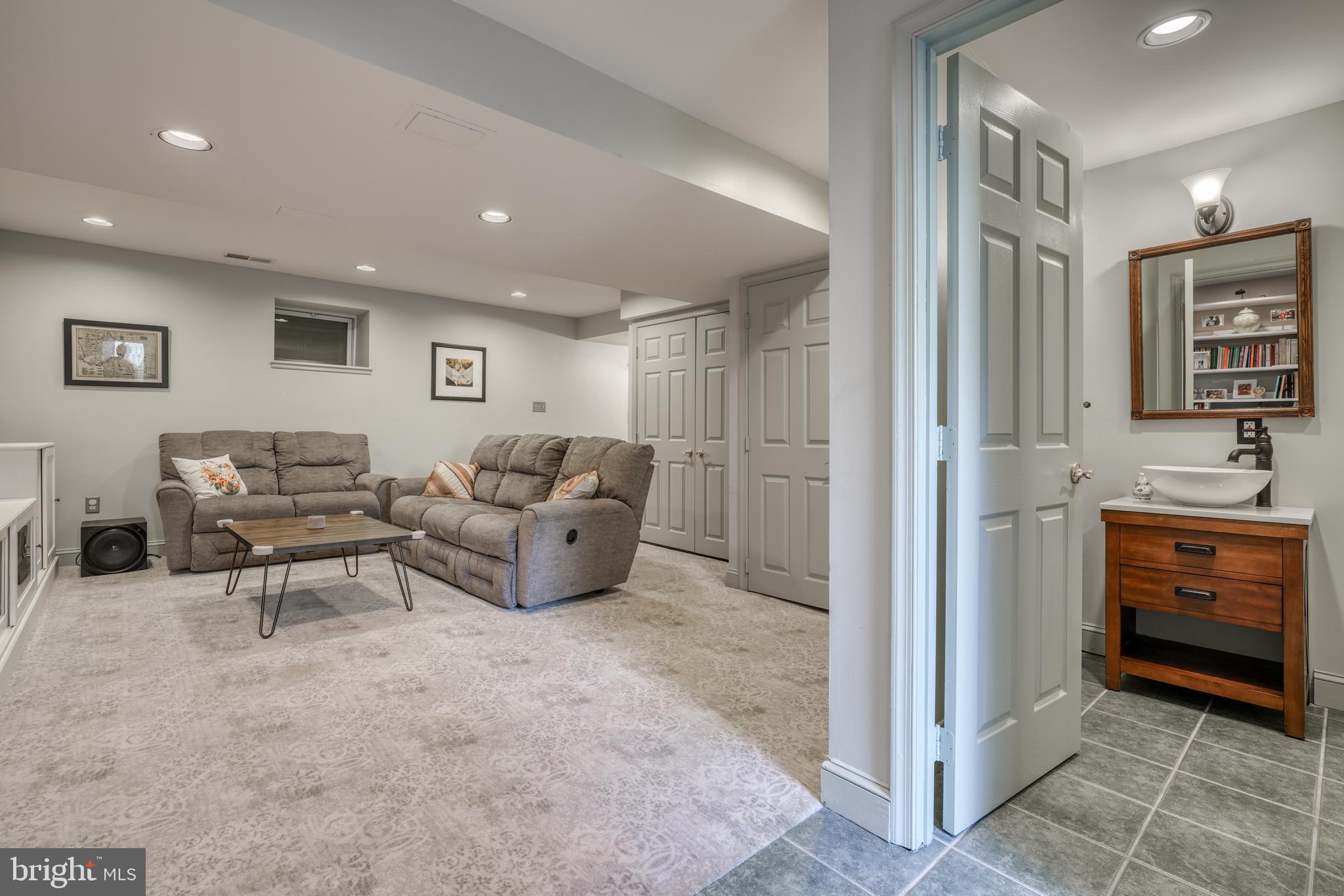 1100 Arran Road Baltimore, MD 21239 - Photo 69 of 97 Family Room
