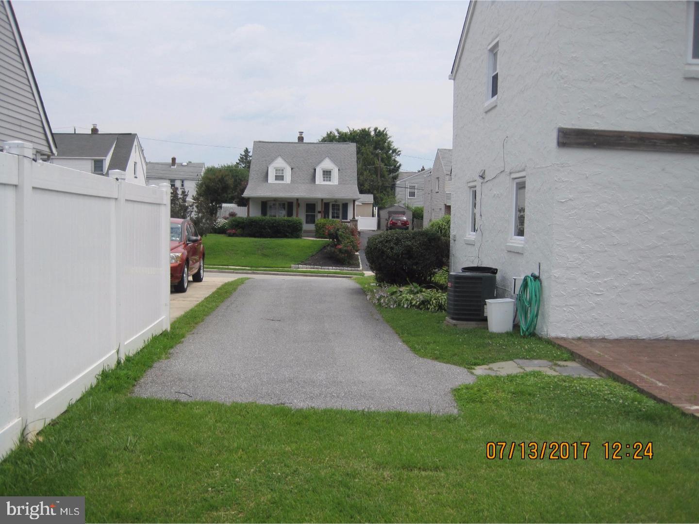 851 Cricket Road Secane, PA 19018 - Photo 14 of 16 Driveway