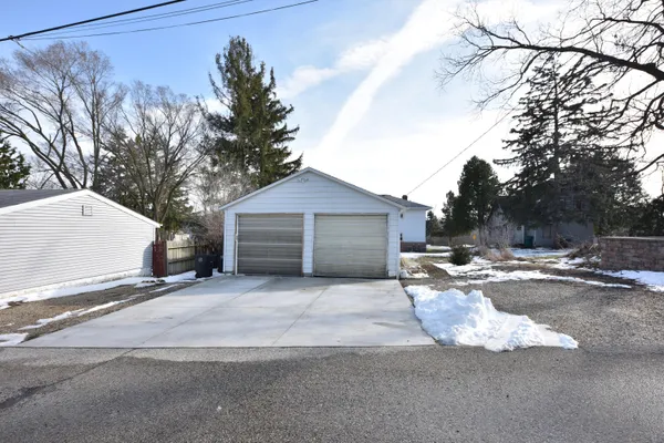 $469,900 | N88W16270 Park Boulevard, Menomonee Falls, WI 53051