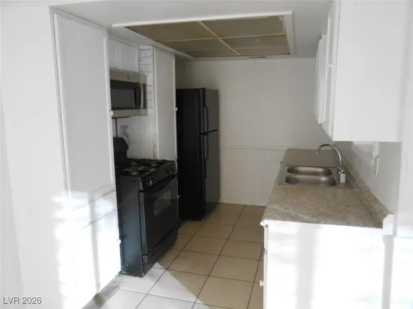 $1,400 | 6671 Bubbling Brook Drive, Unit D, Las Vegas, NV 89107