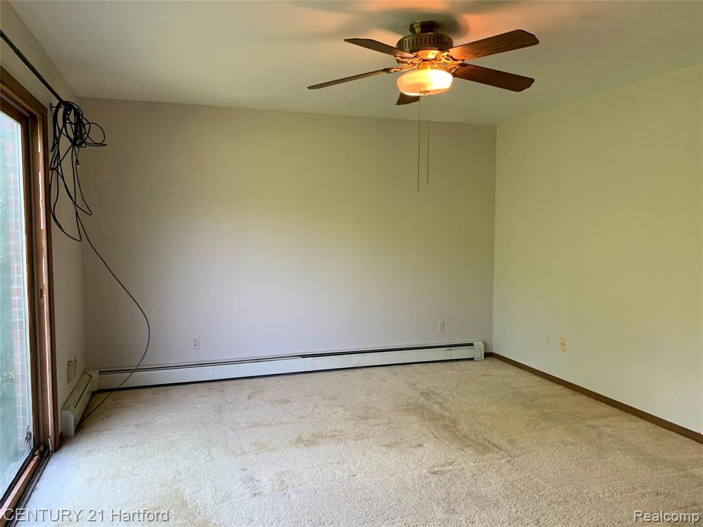 26466 Springland Street Farmington, MI 48334 - Photo 28 of 51