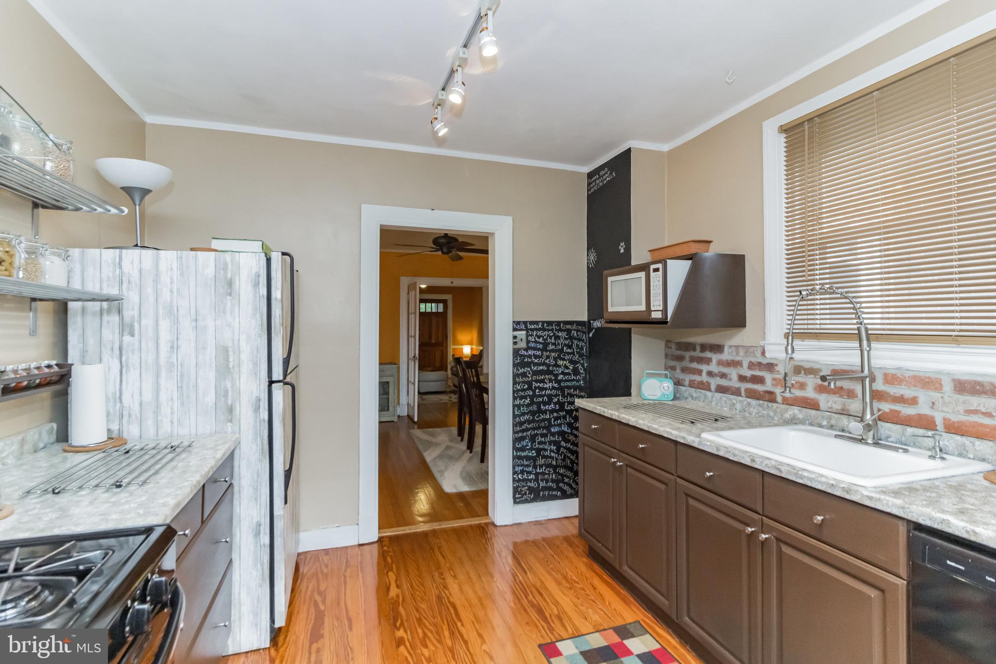 819 West 33rd Street Baltimore, MD 21211 - Photo 15 of 36