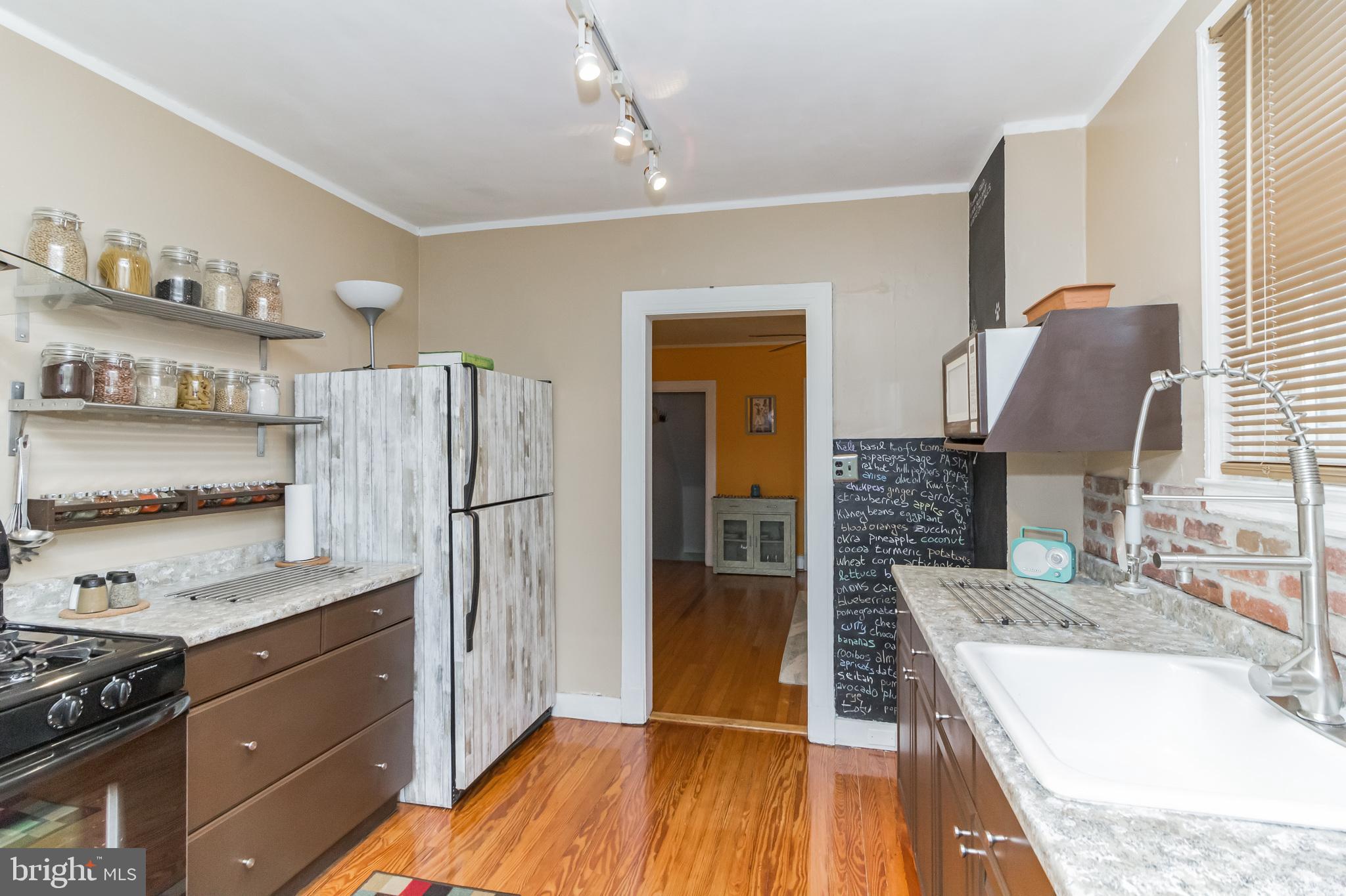 819 West 33rd Street Baltimore, MD 21211 - Photo 16 of 36