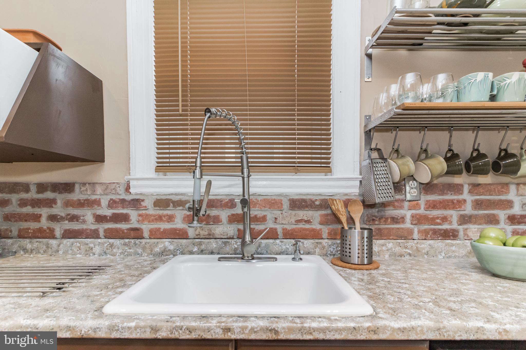 819 West 33rd Street Baltimore, MD 21211 - Photo 17 of 36