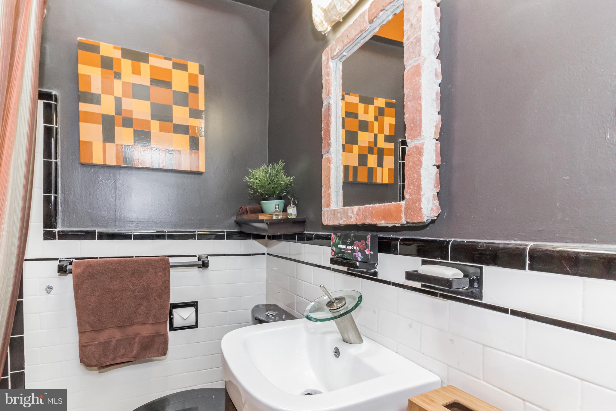 819 West 33rd Street Baltimore, MD 21211 - Photo 24 of 36