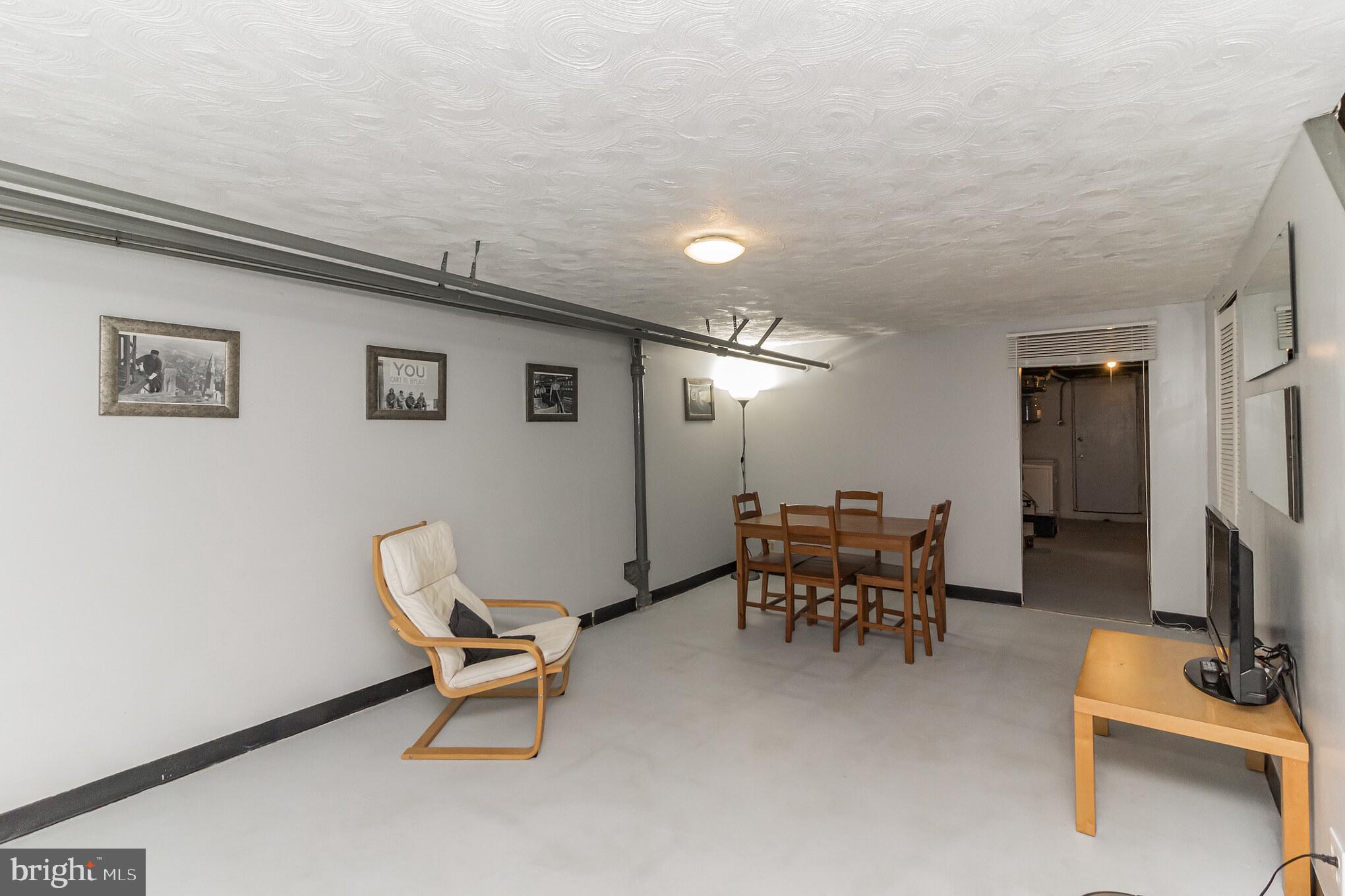 819 West 33rd Street Baltimore, MD 21211 - Photo 32 of 36