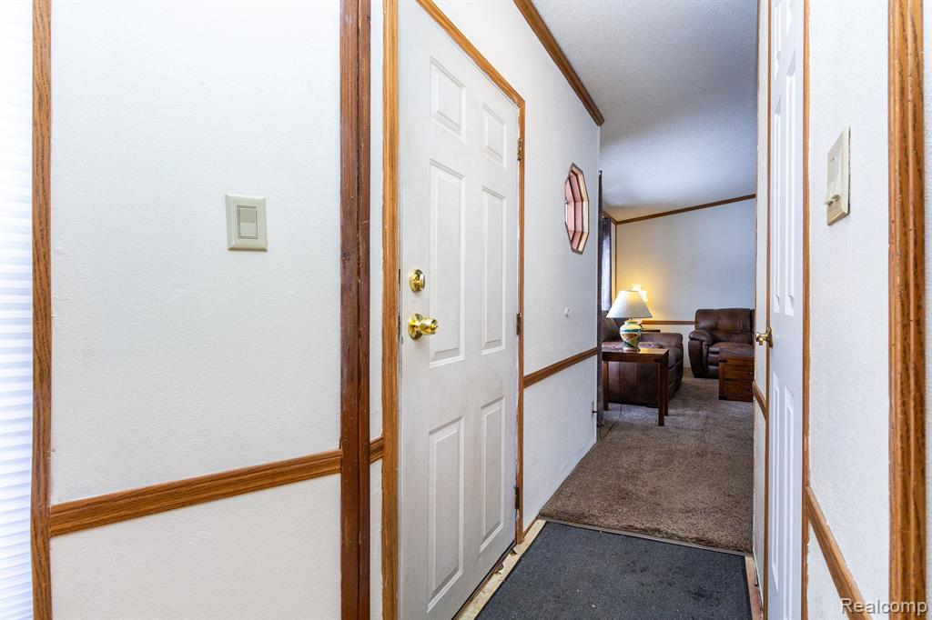 69288 Omo Road Richmond, MI 48062 - Photo 6 of 55 Gallery Image 6
