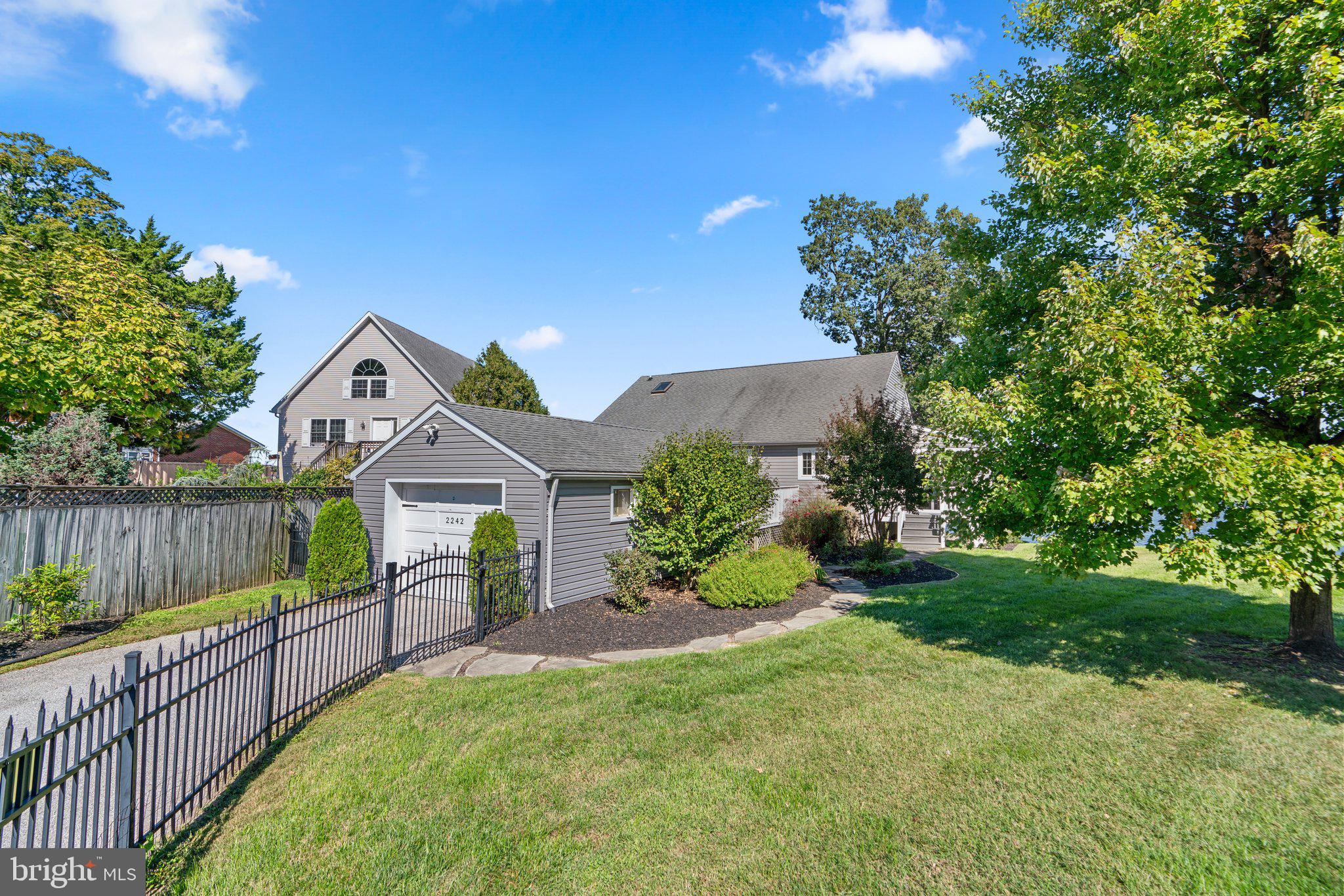 2242 Monocacy Road Essex, MD 21221 - Photo 4 of 58